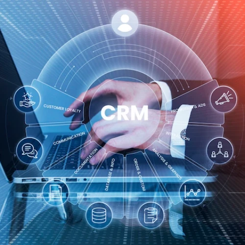customer-relationship-management-concept_23-2150038394 customer-relationship-management-concept_23-2150038394